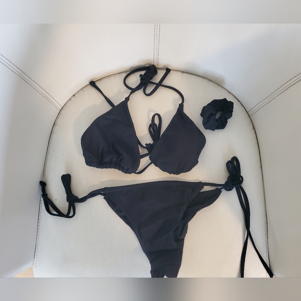 RXRXCOCO Black String Bikini Large NWT